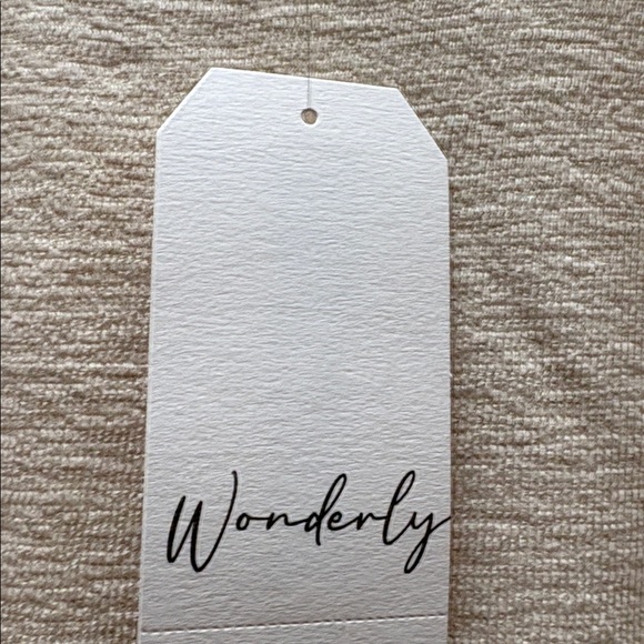 Wonderly by Belk
Ruffle Swing T-Shirt oversized Small NWT - Picture 3 of 8